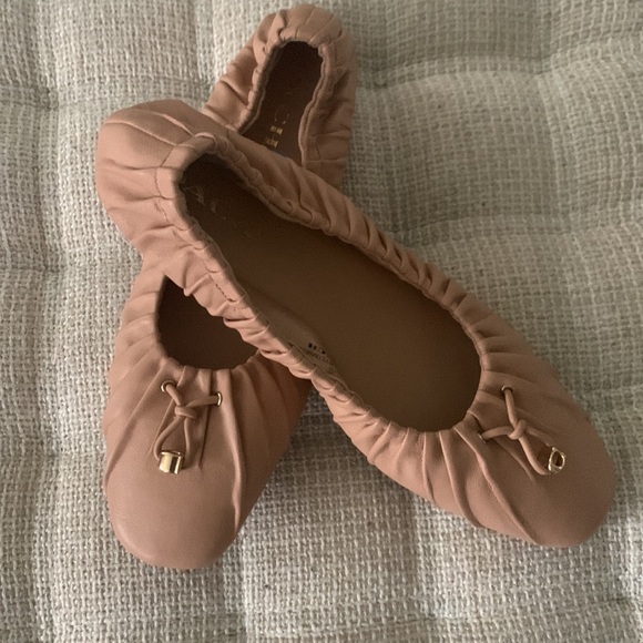 COACH - Eleanor Leather Ballet Flats - Picture 8 of 8